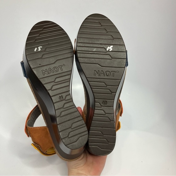 Naot Miracle wedge Sandals size 41 L10 - Picture 6 of 8